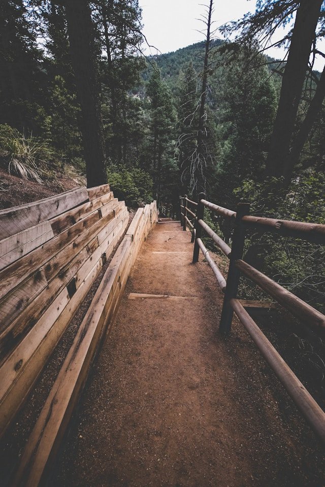 North Cheyenne Cañon Park Trail - Photo by Jonathan Chaves