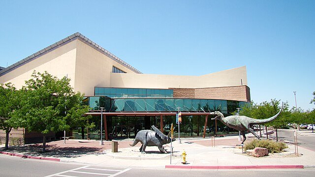 New Mexico Museum of Natural History - By Asis Carlos - Own work, CC BY-SA 3.0, https://commons.wikimedia.org/w/index.php?curid=34826582