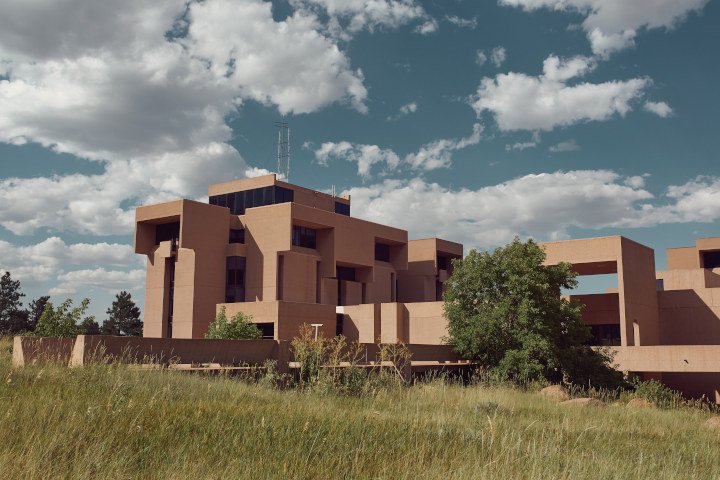 National Center for Atmospheric Research - Photo 156434439 | Boulder Colorado © Jennifer Lobo | Dreamstime.com